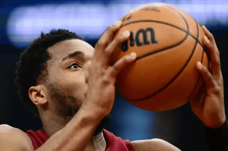 实时比分更新-重要得分点！米切尔是骑士进攻体系重要一环，承担攻坚及得分产量